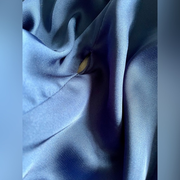 Nicole Miller wrap dress, mini, silk, in navy with ruffles, size 6 - Picture 6 of 7